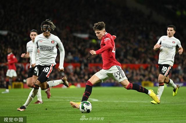 展现了她们 展现了她们